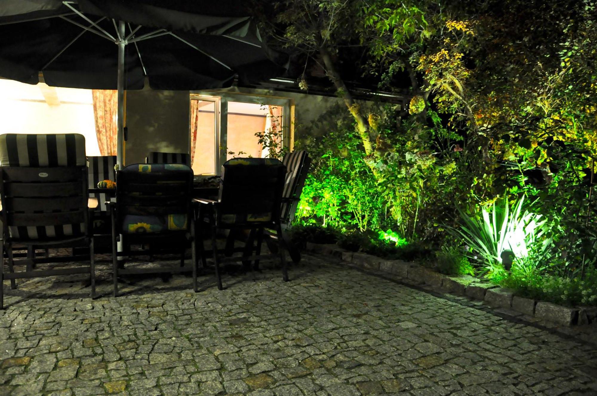 Villa Pod Orzechem W Zaniemyslu المظهر الخارجي الصورة